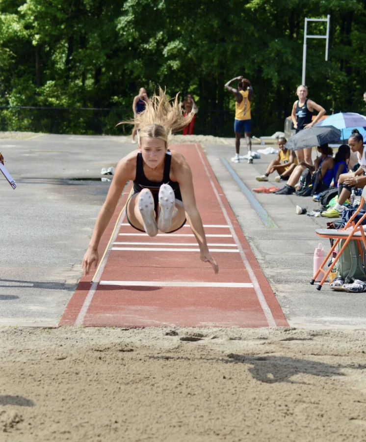 Fort Payne Sophomore Lydie Varnadore finishes third in Heptathlon